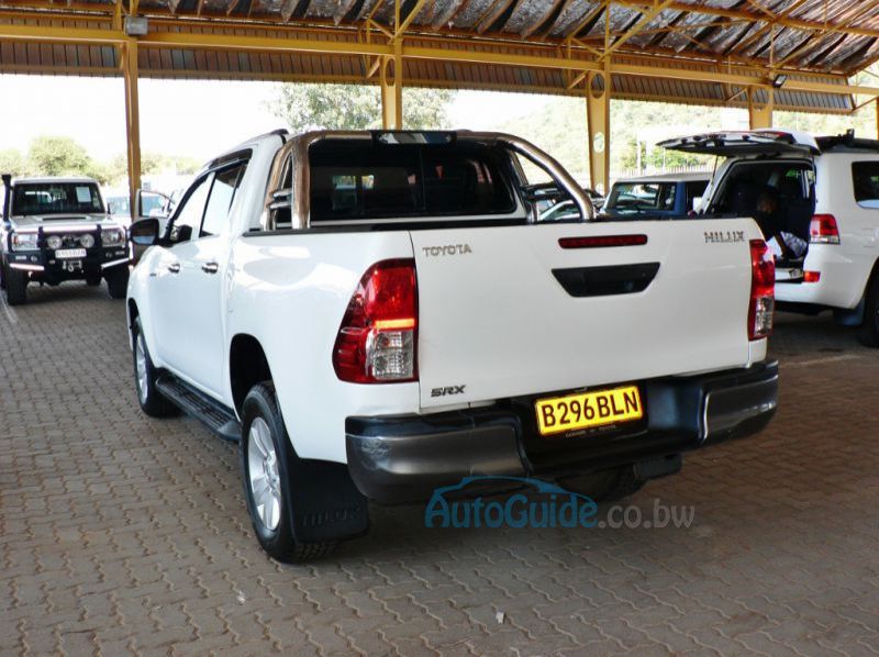 2017 Toyota Hilux GD6 pictures