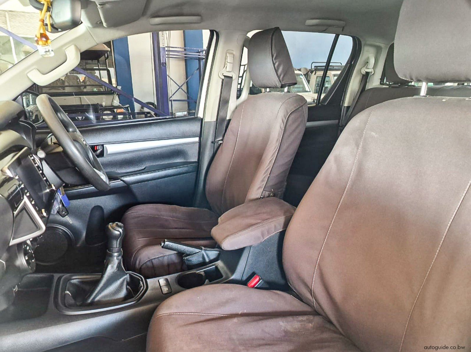 2021 Toyota Hilux GD-6 pictures