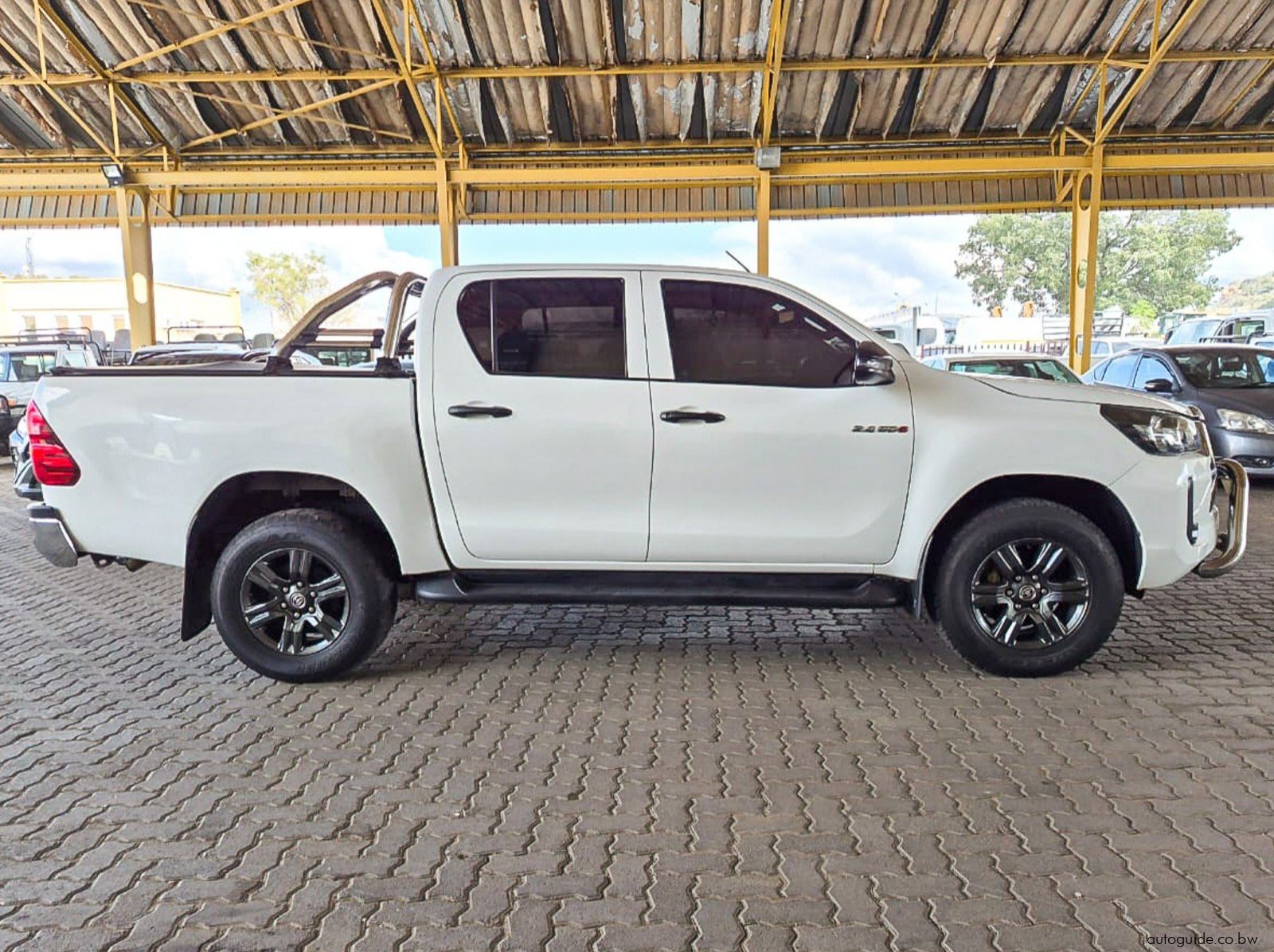 2021 Toyota Hilux GD-6 pictures