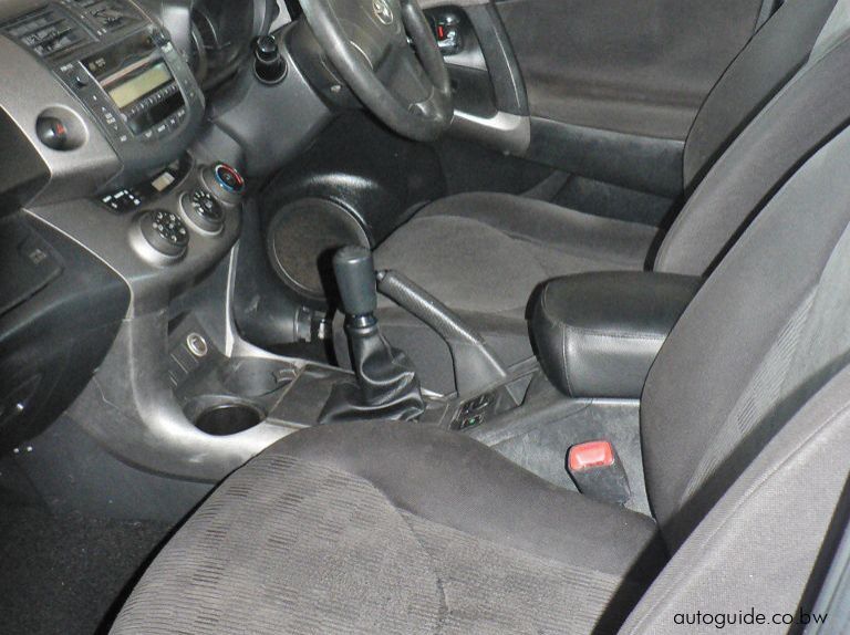 2013 Toyota Rav4 pictures