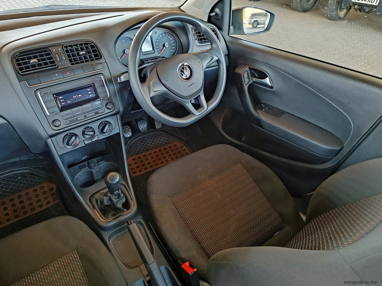 2023 Volkswagen Polo Vivo TSi 1.4L pictures
