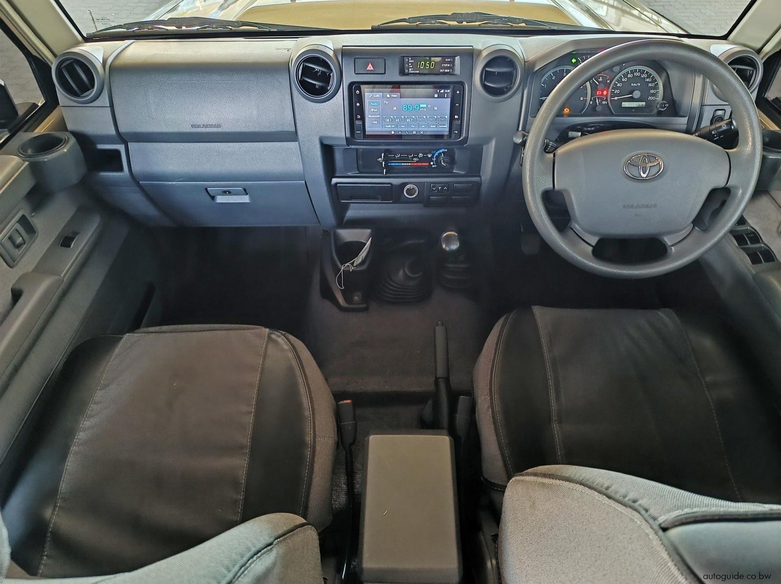 2020 Toyota Land Cruiser 4.5 V8 LX pictures