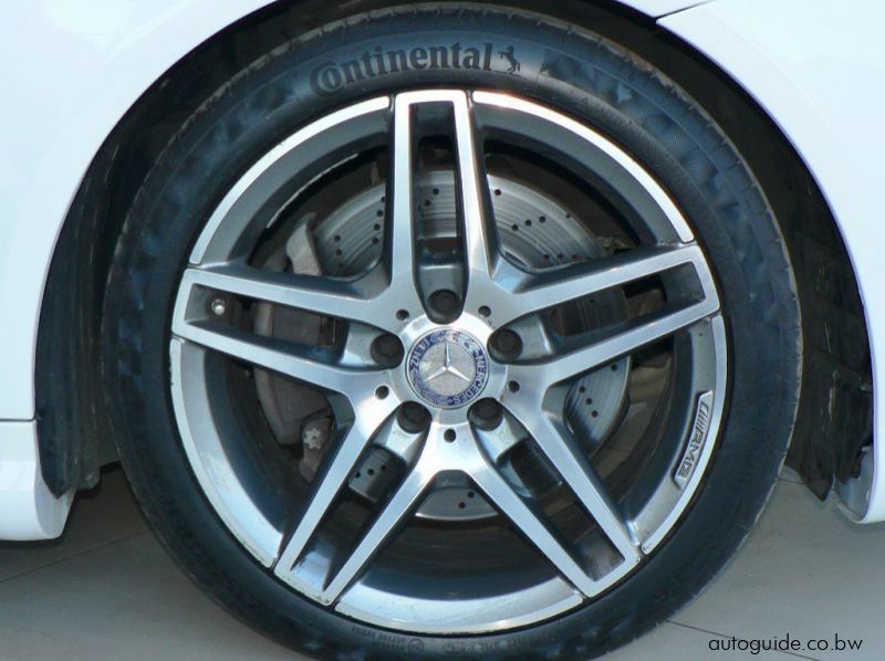 2014 Mercedes-Benz E400 pictures