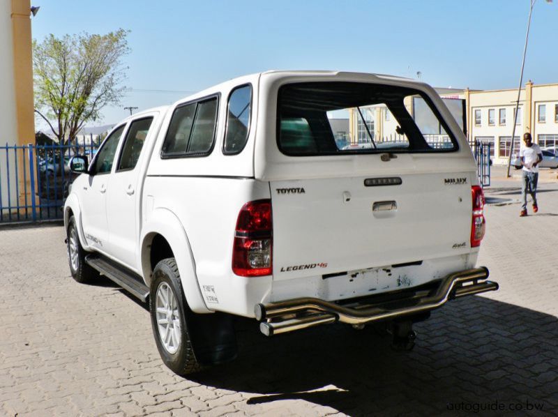 2015 Toyota Hilux D4D pictures