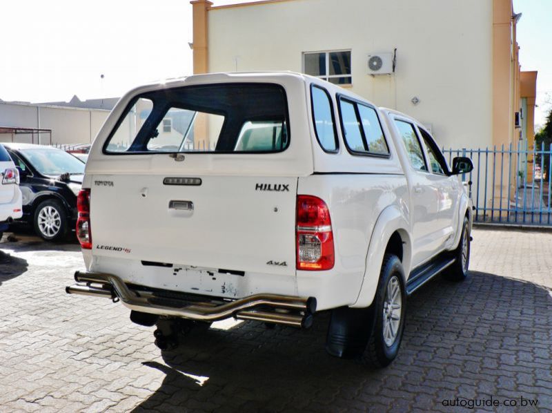 2015 Toyota Hilux D4D pictures