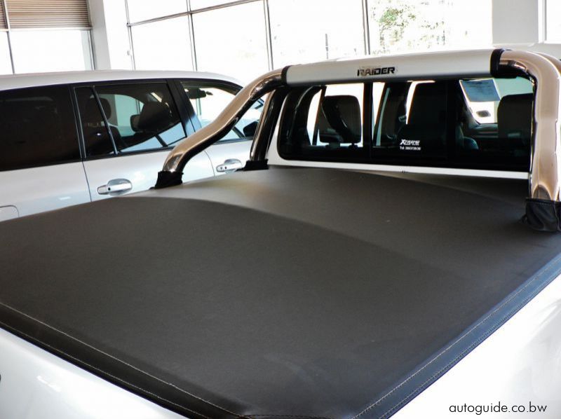 2019 Toyota Hilux GD6 pictures