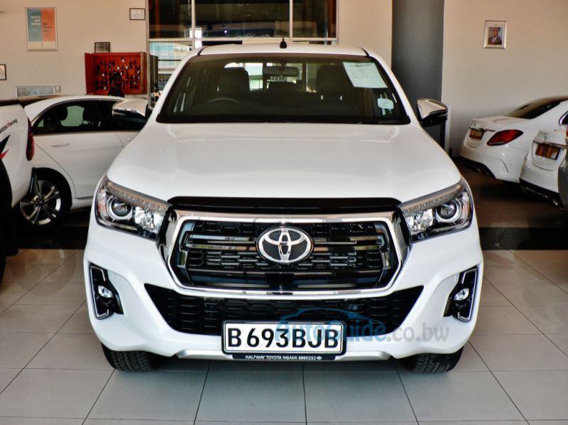 2019 Toyota Hilux GD6 pictures