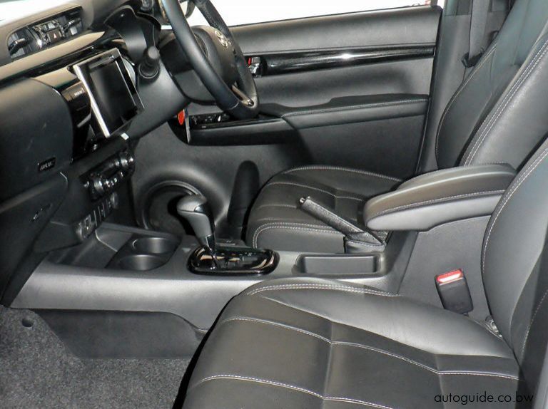 2019 Toyota Hilux GD6 pictures