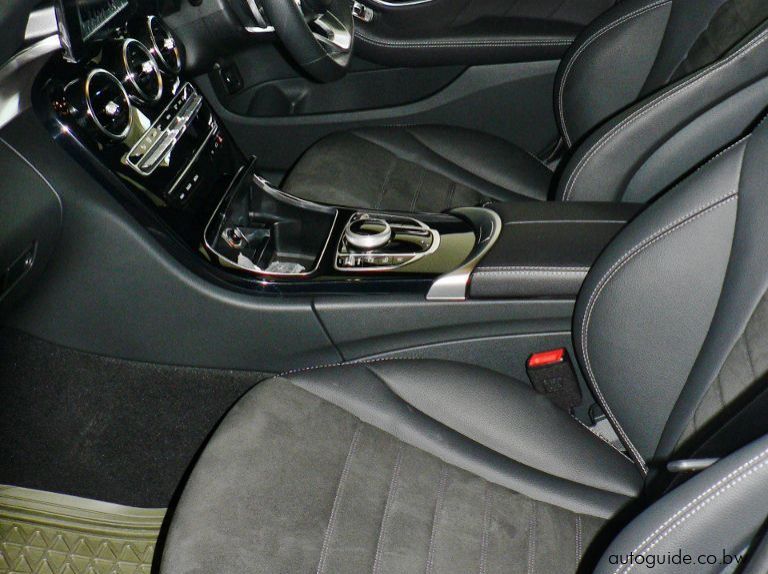 2019 Mercedes-Benz C220 D pictures