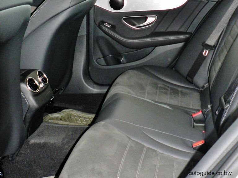 2019 Mercedes-Benz C220 D pictures