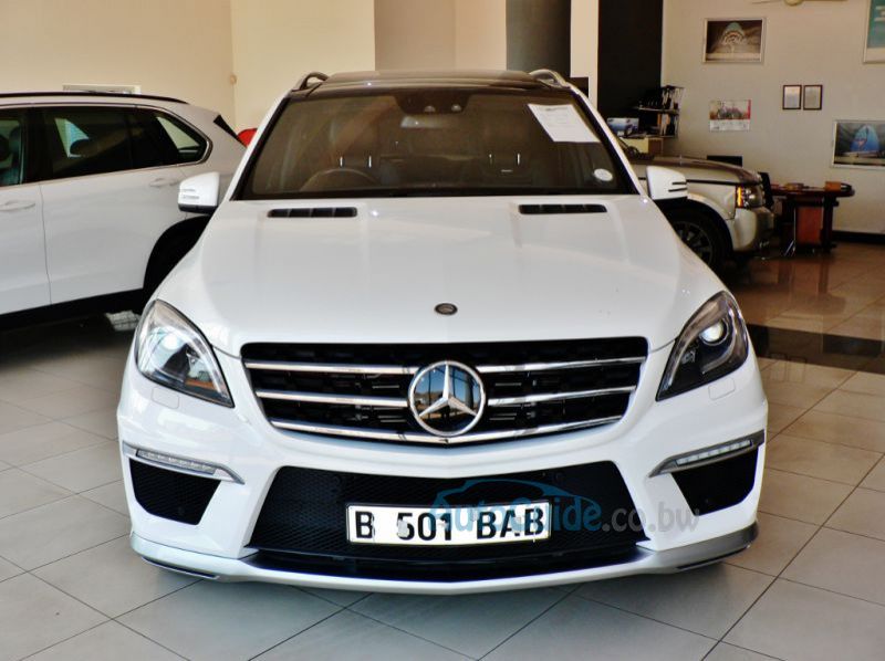 2015 Mercedes-Benz ML63 AMG pictures