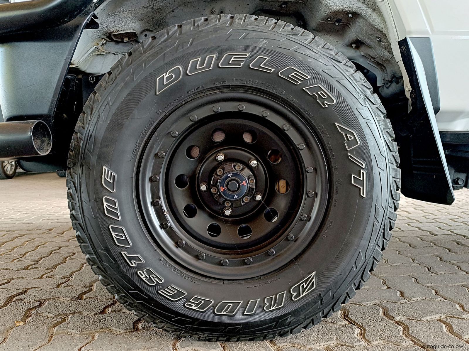 2008 Toyota Land Cruiser pictures