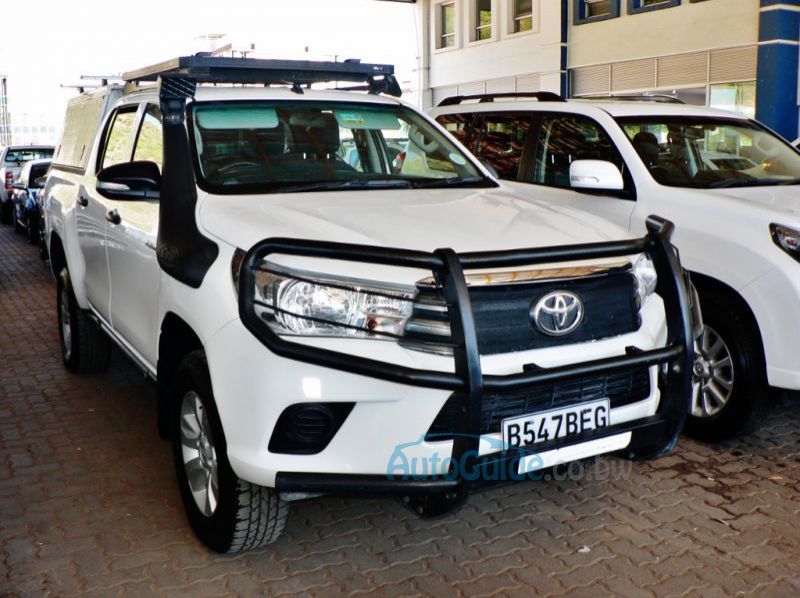 2016 Toyota Hilux GD6 pictures