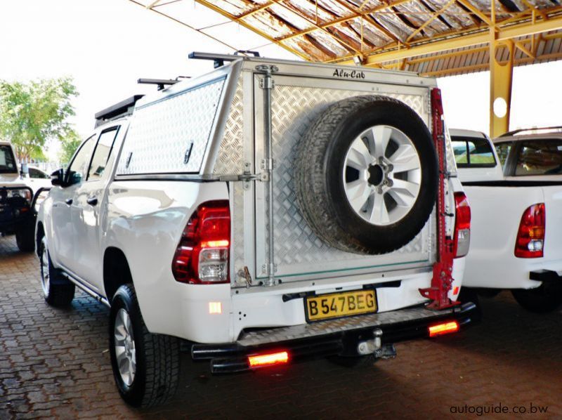 2016 Toyota Hilux GD6 pictures