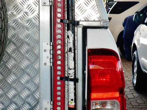 2016 Toyota Hilux GD6 pictures