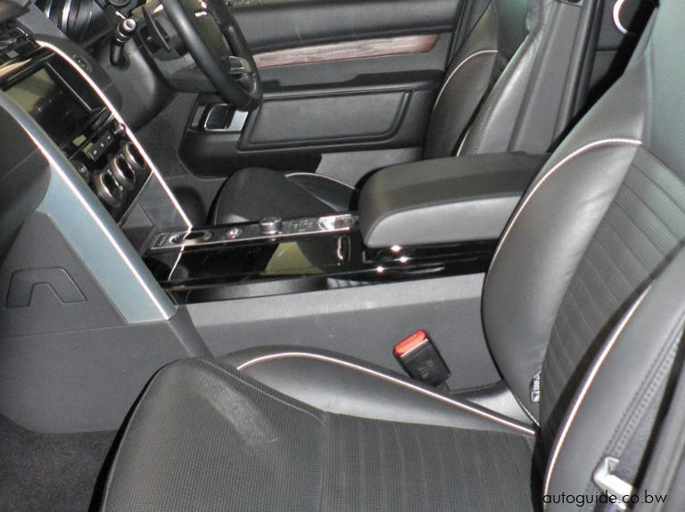 2018 Land Rover Discovery HSE Si6 pictures