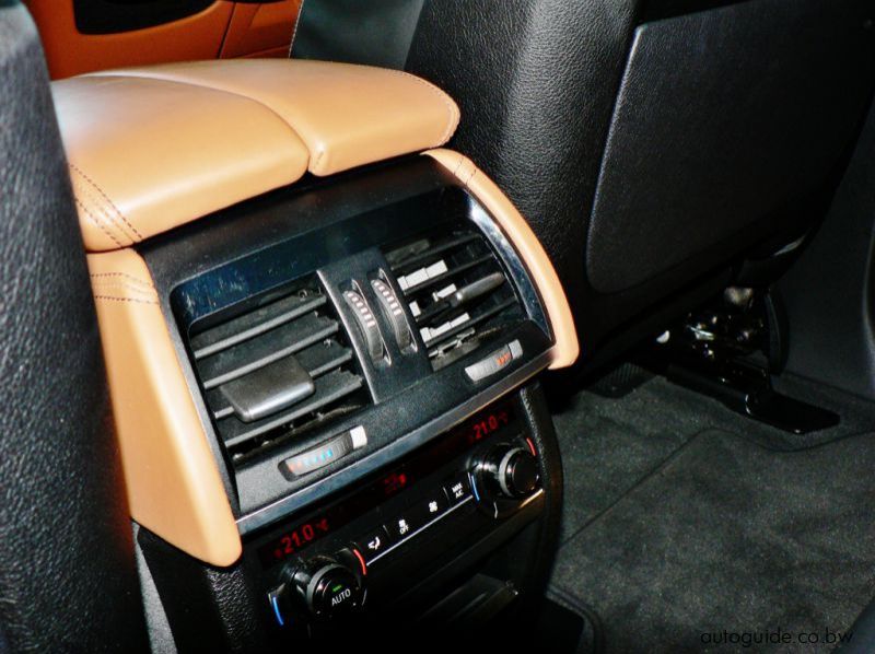 2017 BMW X6 xDrive pictures