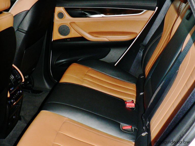 2017 BMW X6 xDrive pictures