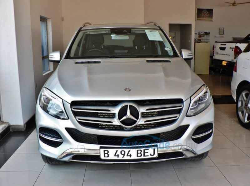 2017 Mercedes-Benz GLE 350d 4Matic pictures