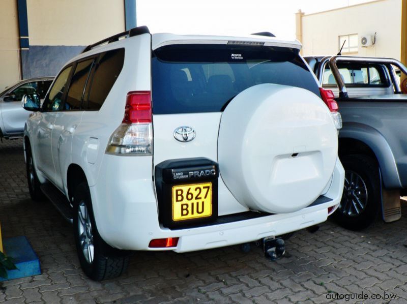 2010 Toyota Prado pictures