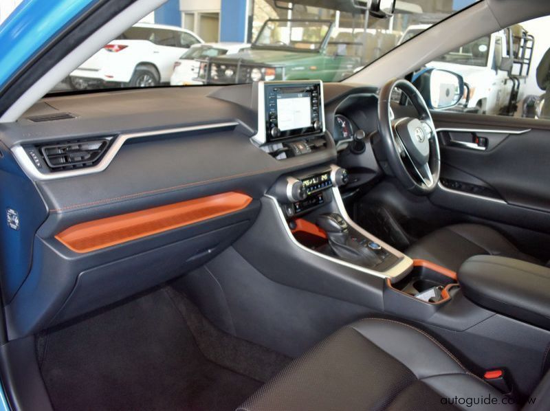 2021 Toyota Rav4 pictures