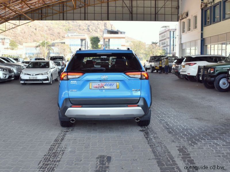 2021 Toyota Rav4 pictures