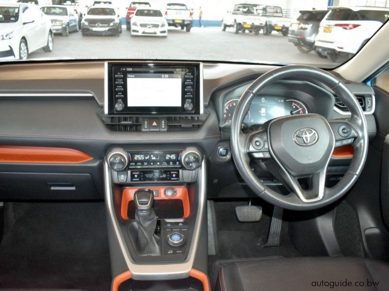 2021 Toyota Rav4 pictures