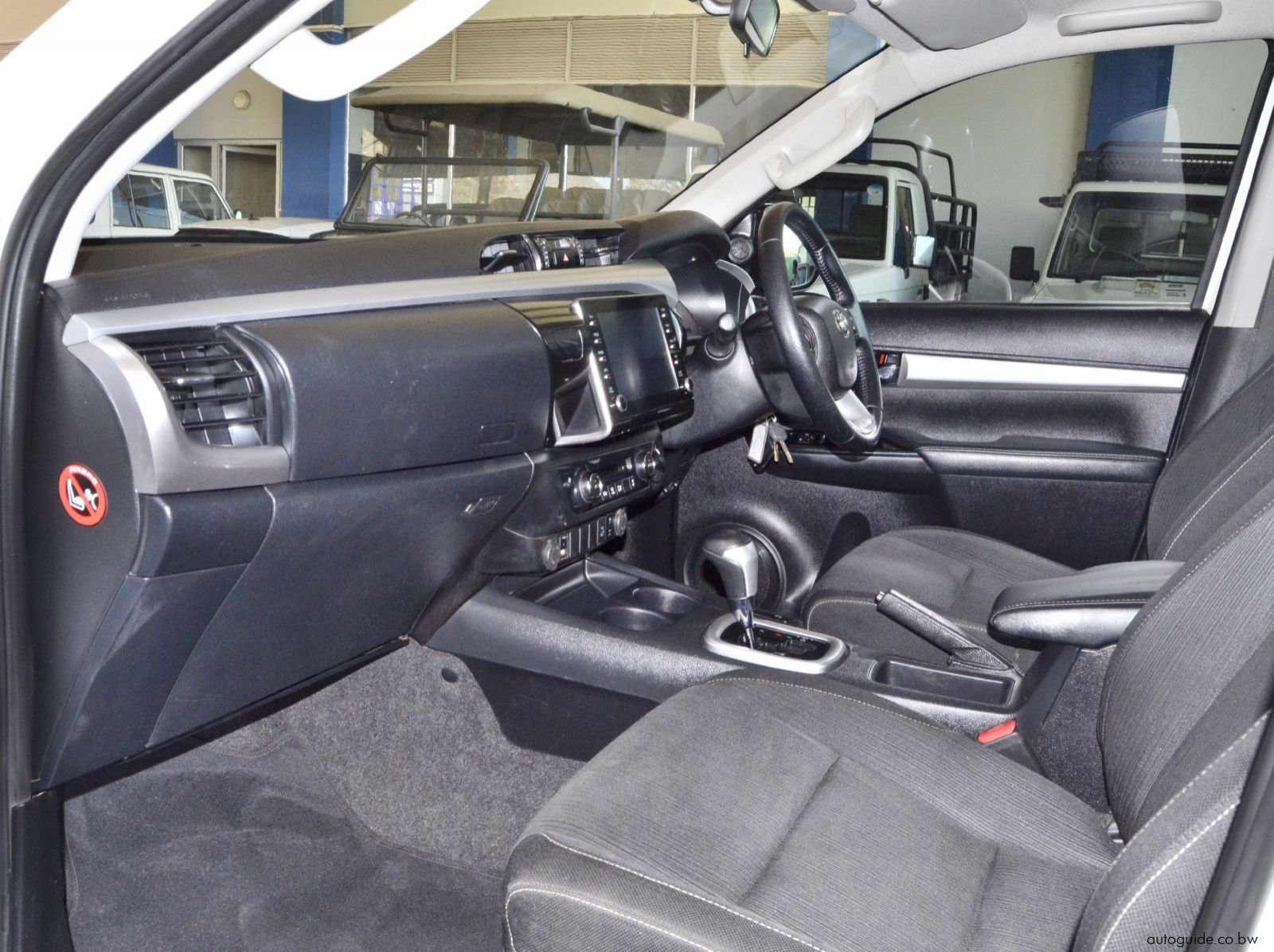 2021 Toyota Hilux GD6 pictures