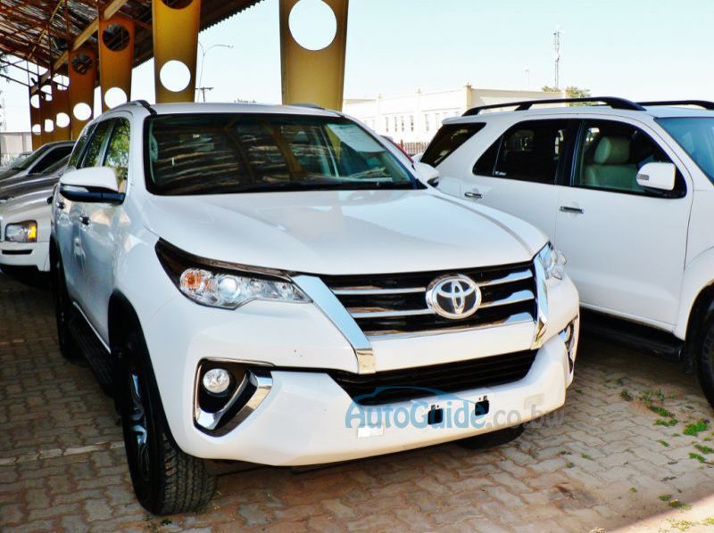 2016 Toyota Fortuner GD6 pictures
