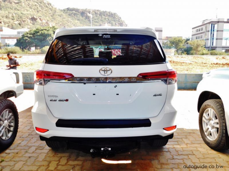 2016 Toyota Fortuner GD6 pictures