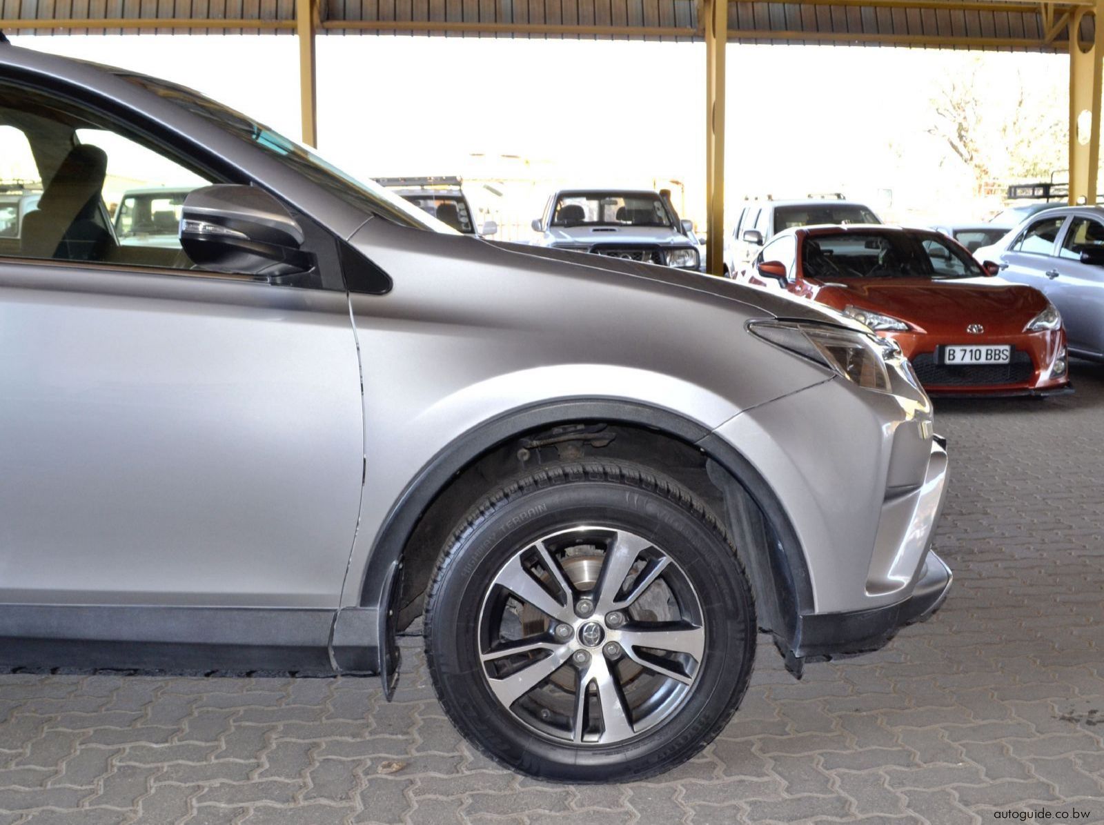 2017 Toyota Rav 4 GX pictures