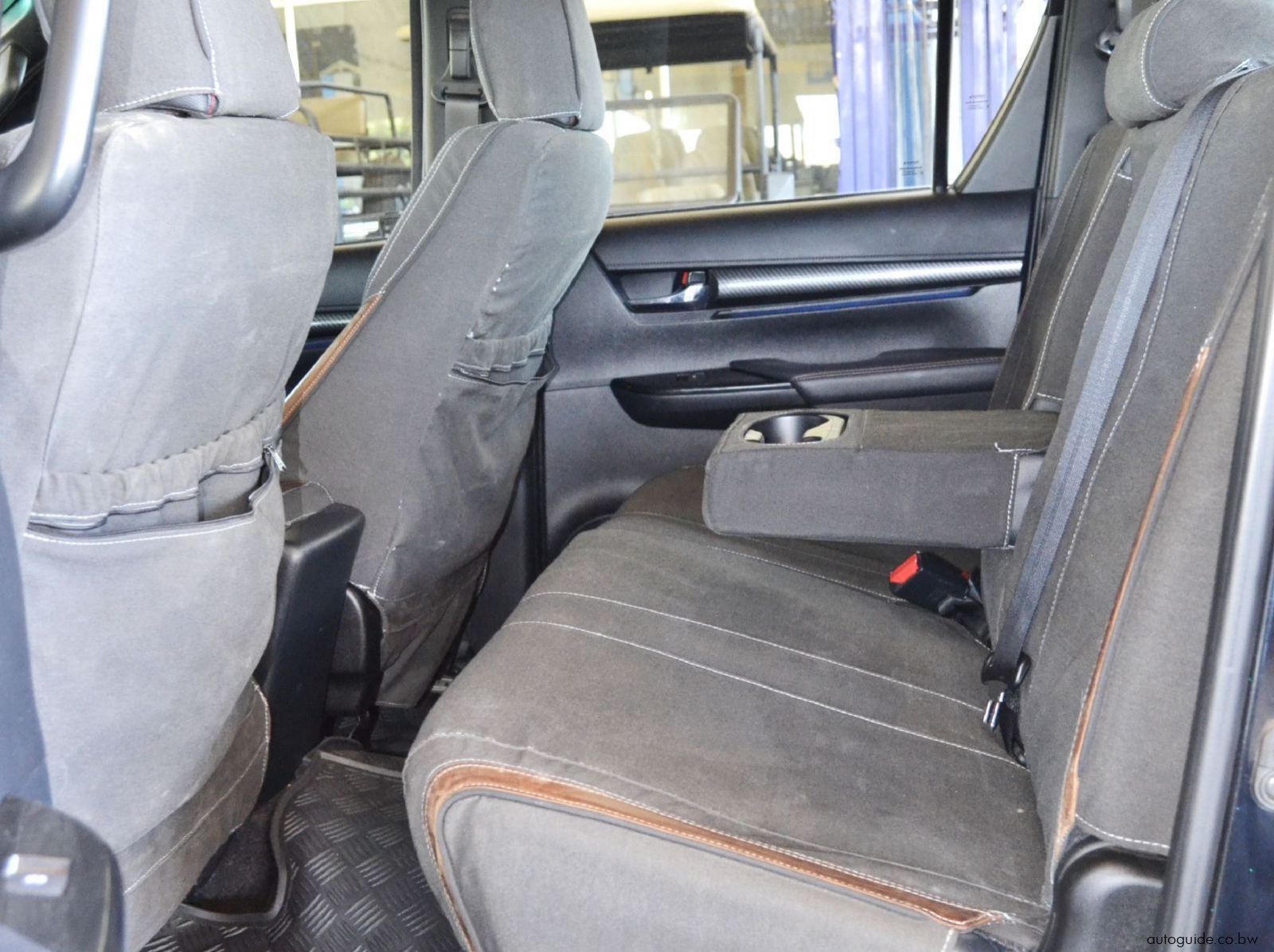 2022 Toyota Hilux GD6 GR pictures