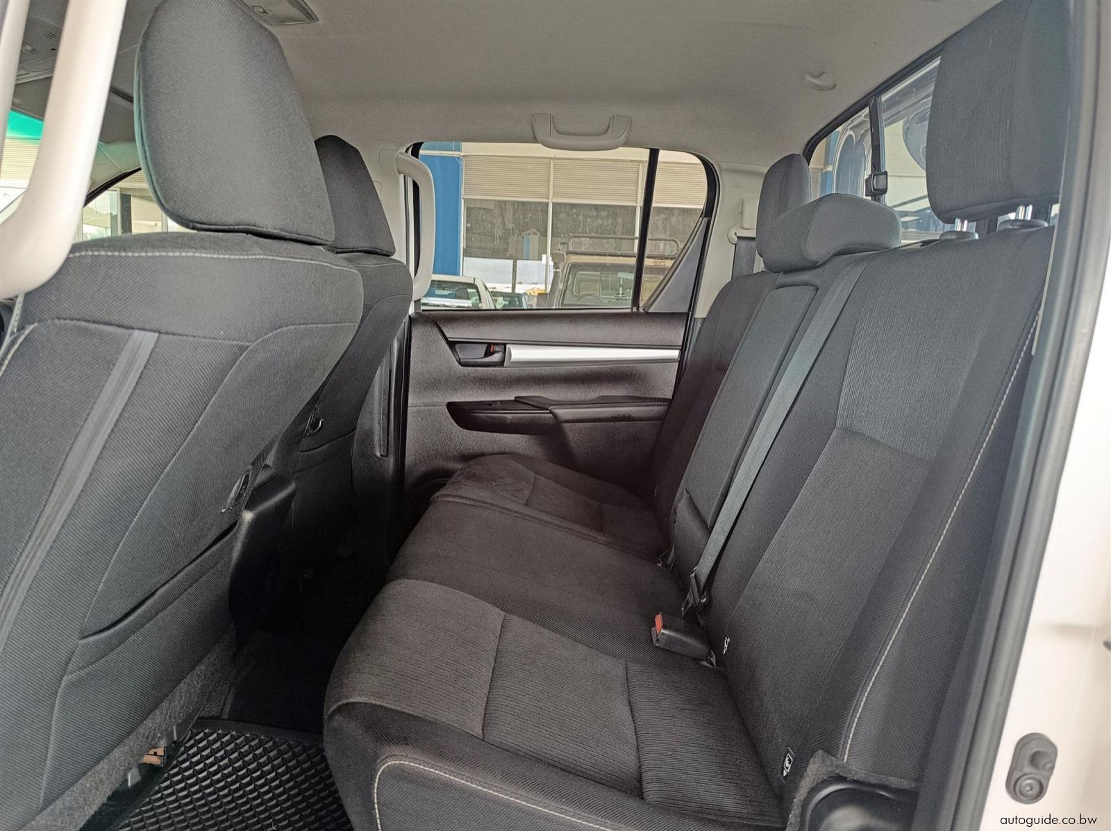 2022 Toyota Hilux Raider 2.4L GD-6 pictures