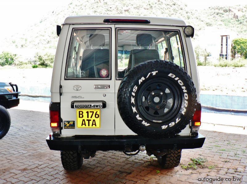 2008 Toyota Land Cruiser Trooper V8 pictures