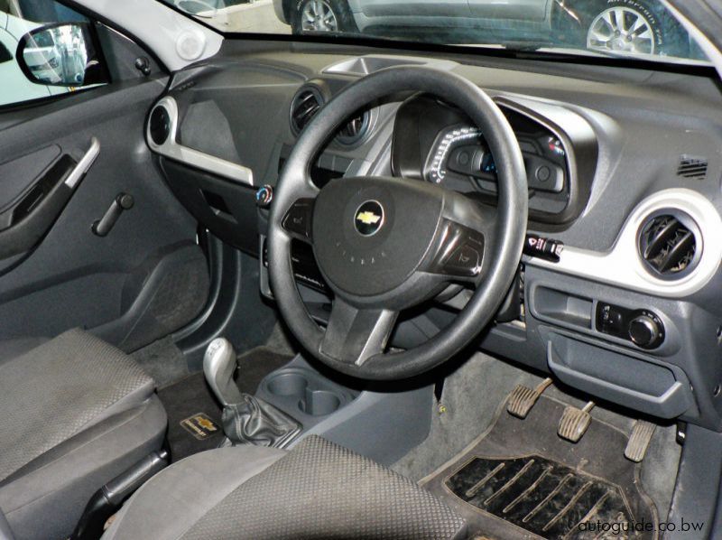 2015 Chevrolet Utility pictures