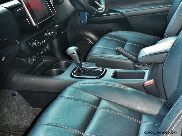 2019 Toyota Hilux GD6 pictures