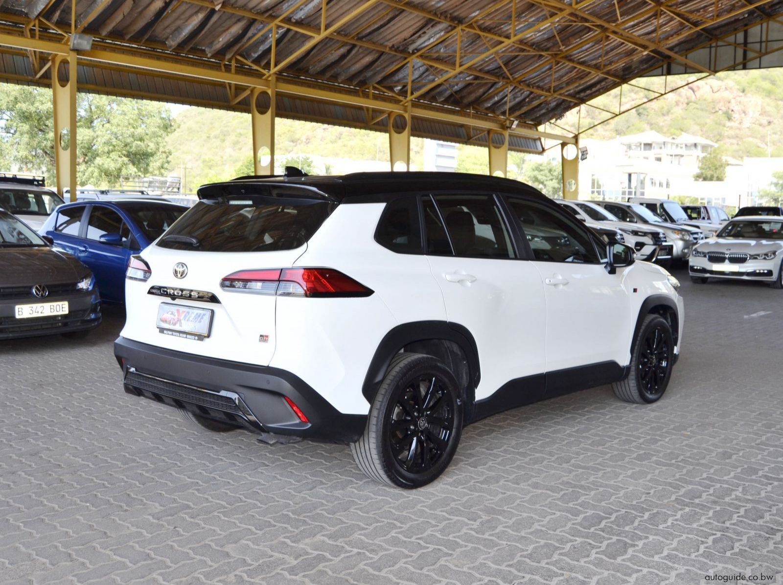 2024 Toyota Corolla Cross GR pictures