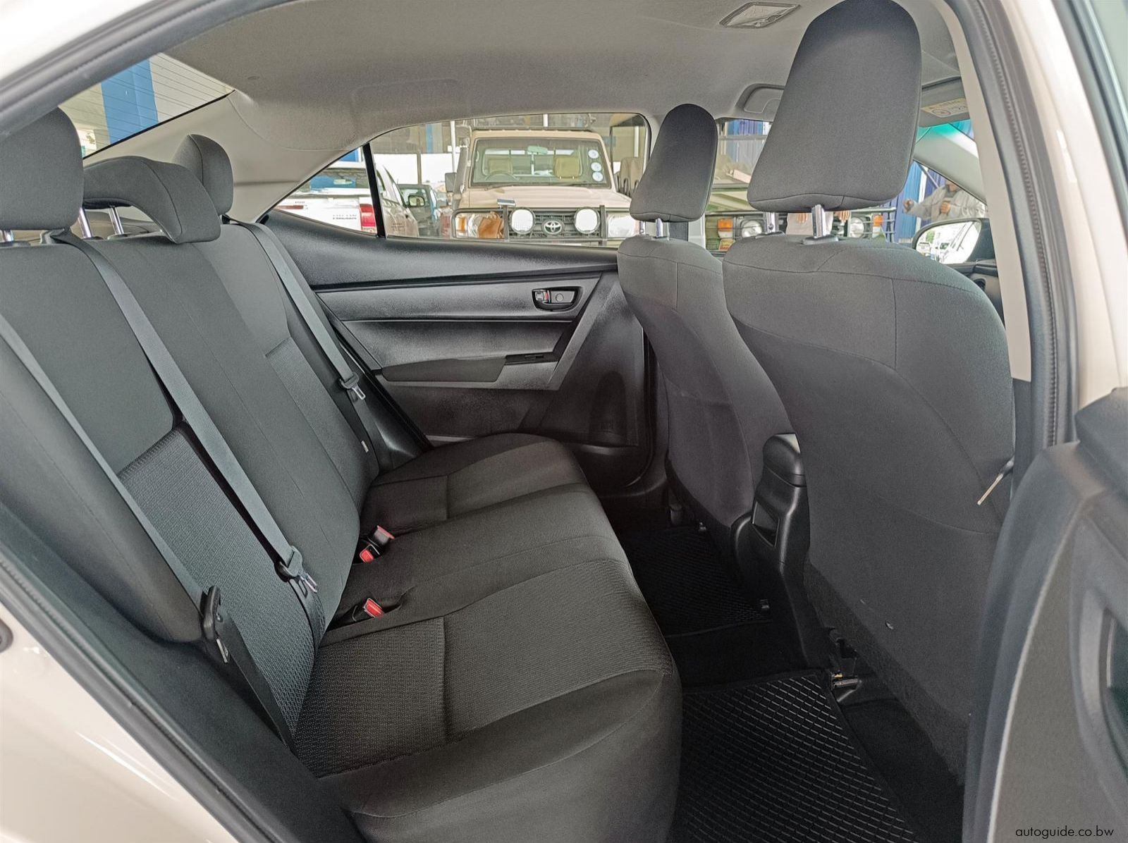 2023 Toyota Corolla Quest 1.8L pictures