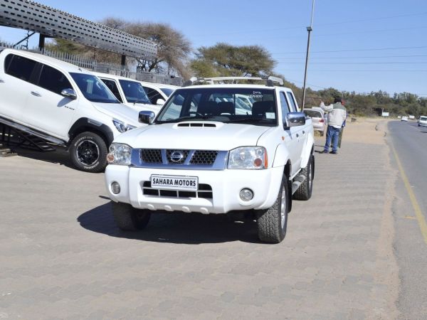 2014 Nissan NP300 Hardbody photo
