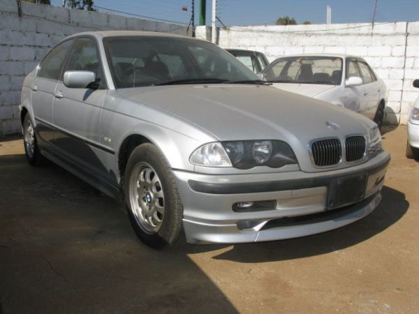 1998 BMW 323i photo