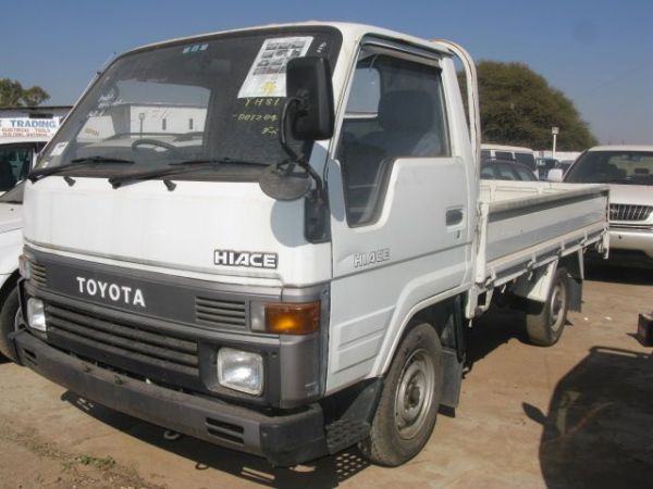 1993 Toyota Hiace photo