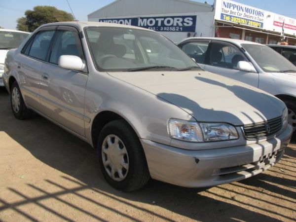 1999 Toyota Corolla XE photo