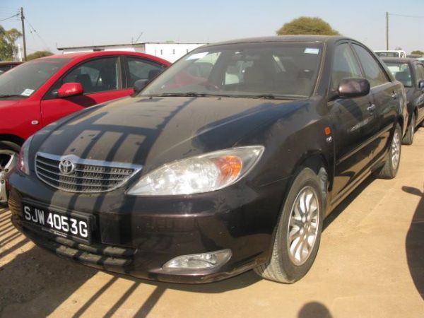 2003 Toyota Camry photo