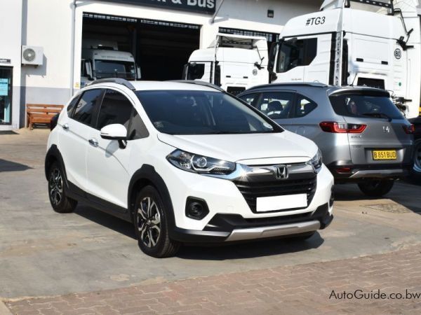 2022 Honda WR-V photo