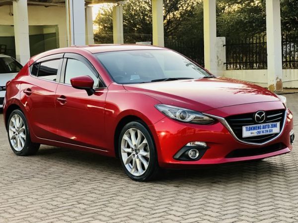 2014 Mazda Axela Skyactive Technology photo