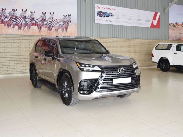 2025 Lexus LX500 D Overtrail photo