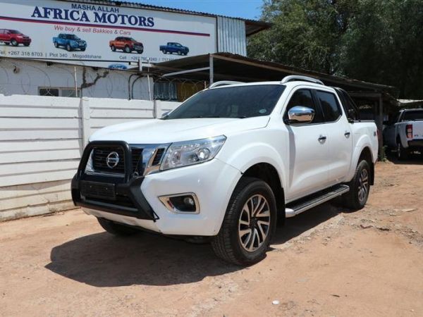 2017 Nissan Navara photo