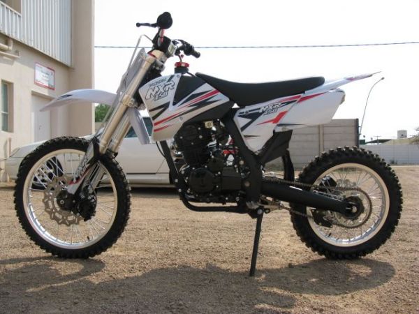 2011 Puzey MXR 150 photo