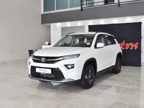 2025 Toyota Urban Cruiser XR photo