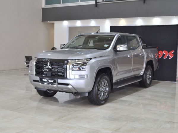 2025 Mitsubishi Triton - A/T - 4x2 photo